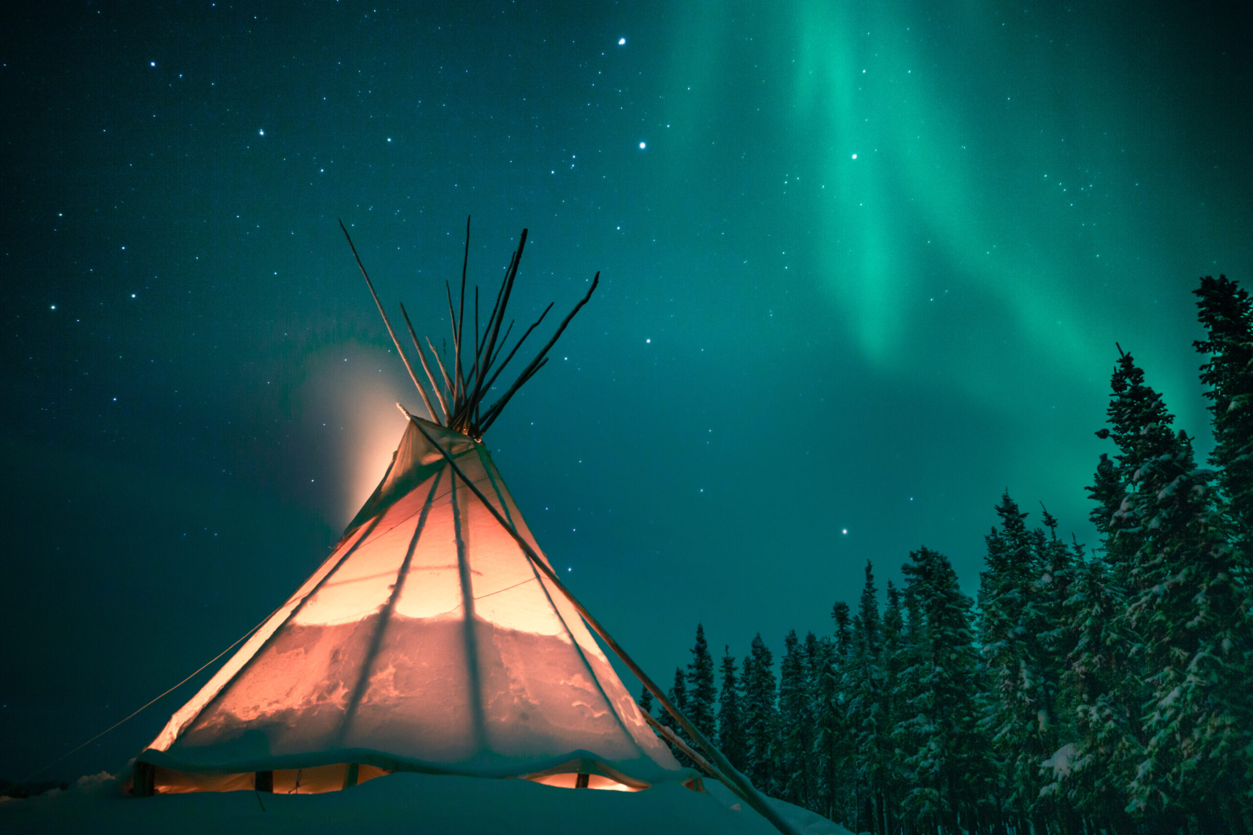 Read more about the article Indigenous Gift Guide 2021: 8 Indigenous brands for last minute gifts